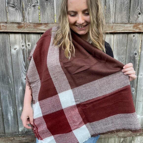 Color Block Blanket Scarf - Marsala - Picture 3 of 3